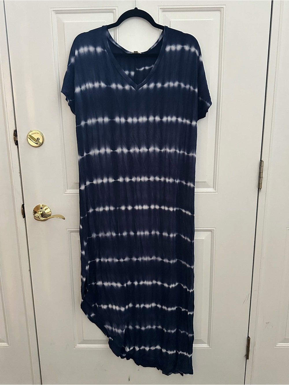Hailey & co Women's Navy Tie-Dye V-Neck Maxi Dress size L